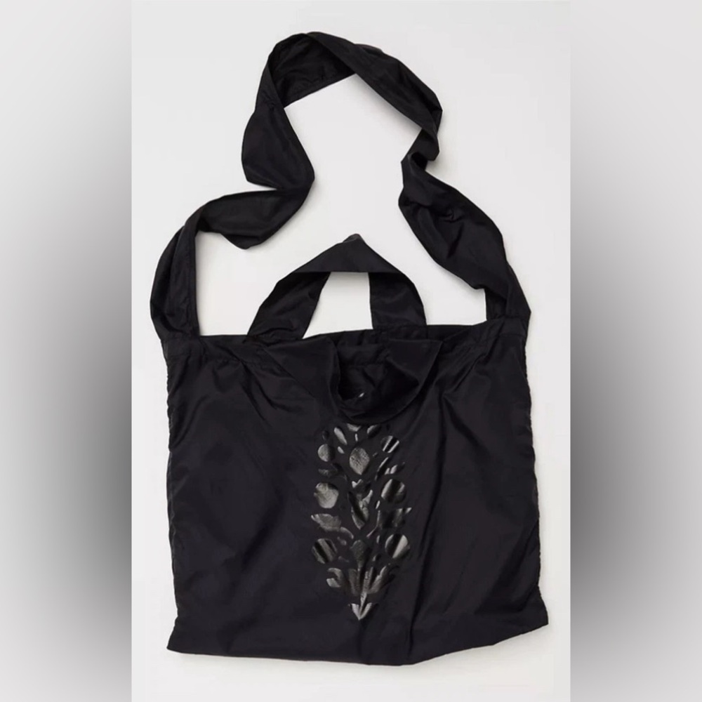 Free People Movement Syzy Compact Carryall Black Travel Tote Bag NWT